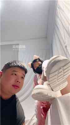 060918jz69xie7xl6rq0x9.jpg