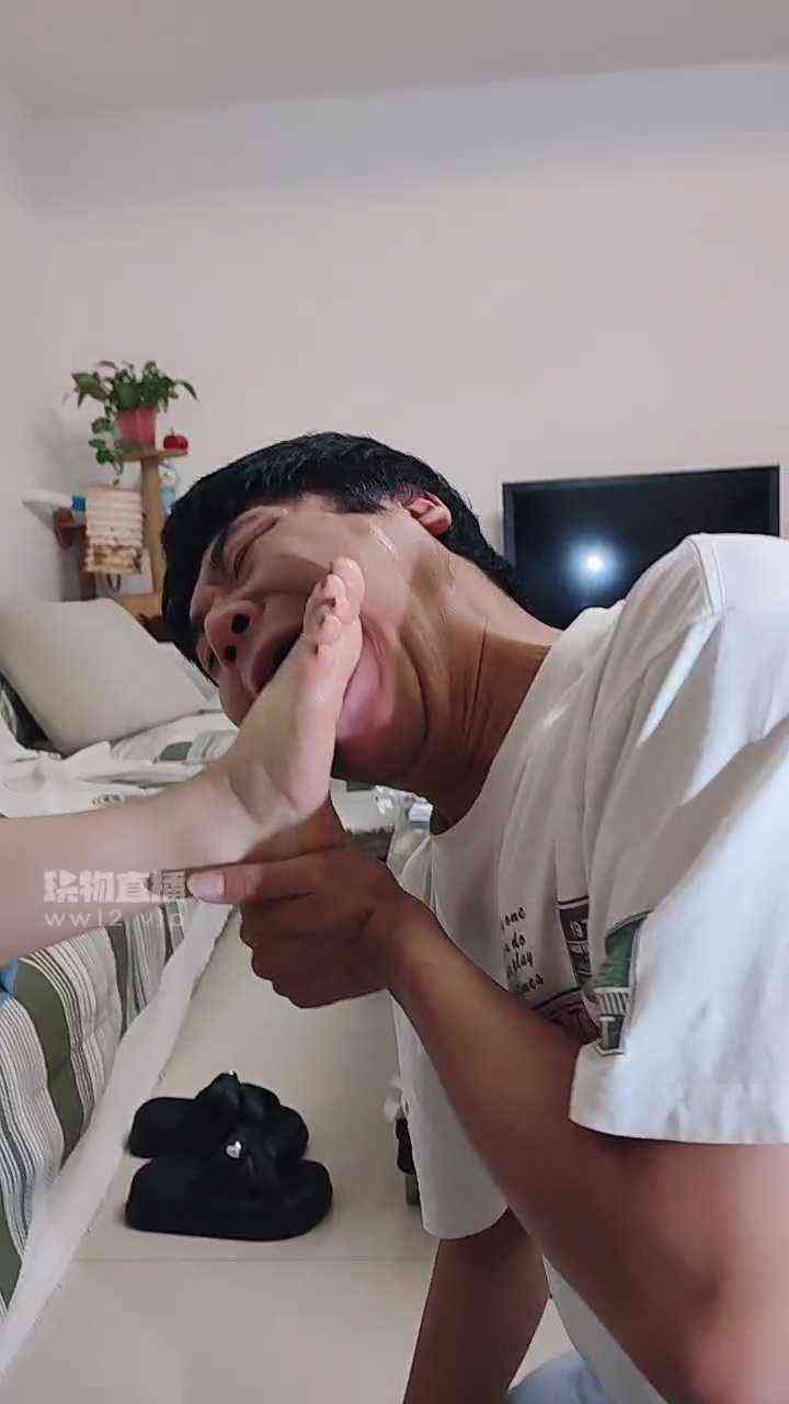 092845m0xf73cxxwu5z9uz.jpg