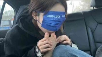 真实约拍大学女生-强迫闻鞋tian自己汗臭味白袜TK玩弄玉足（合集）