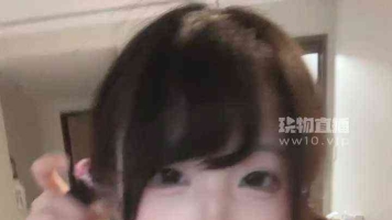 【幼斯酱葱】tian小萝莉的白袜嫩脚