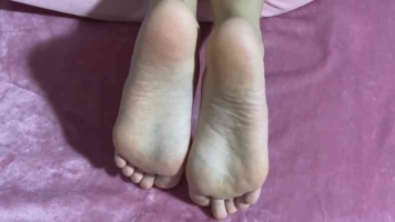 快手网红丝袜 脚底3v