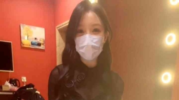 反方向的钟 真实开发怕痒的高颜值技师小姐第一次体验原味tian舐踩踏